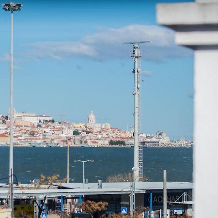 Vista Lisboa Guest Apartments ألمادا المظهر الخارجي الصورة