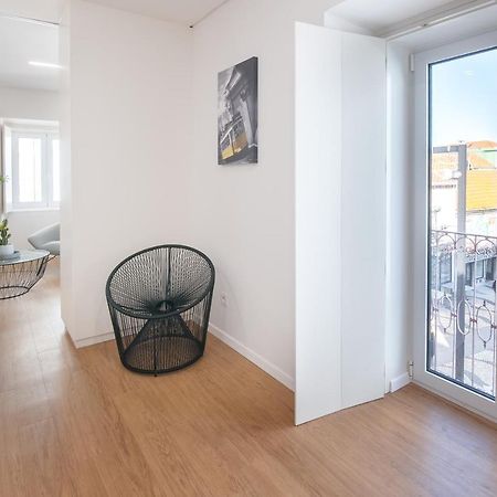 Vista Lisboa Guest Apartments ألمادا المظهر الخارجي الصورة