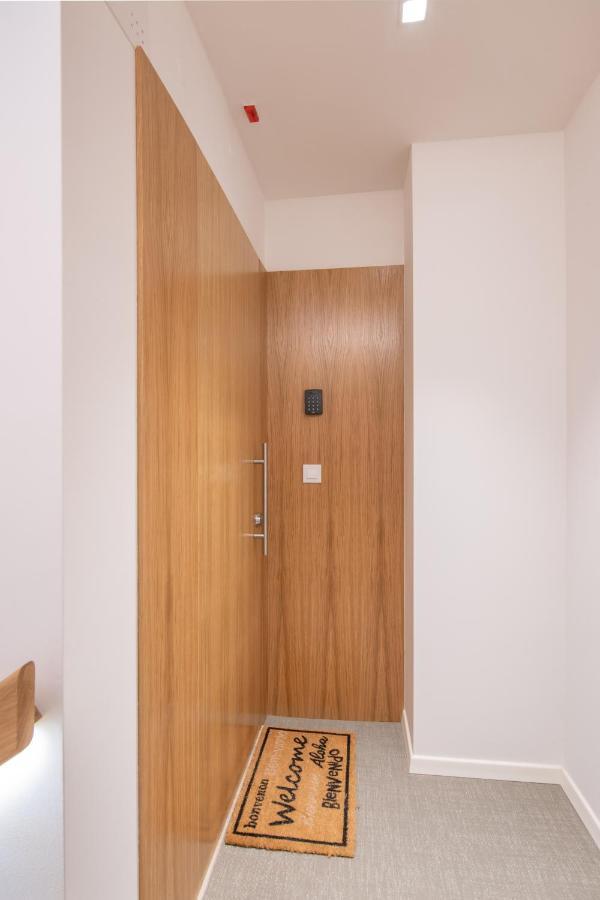 Vista Lisboa Guest Apartments ألمادا المظهر الخارجي الصورة