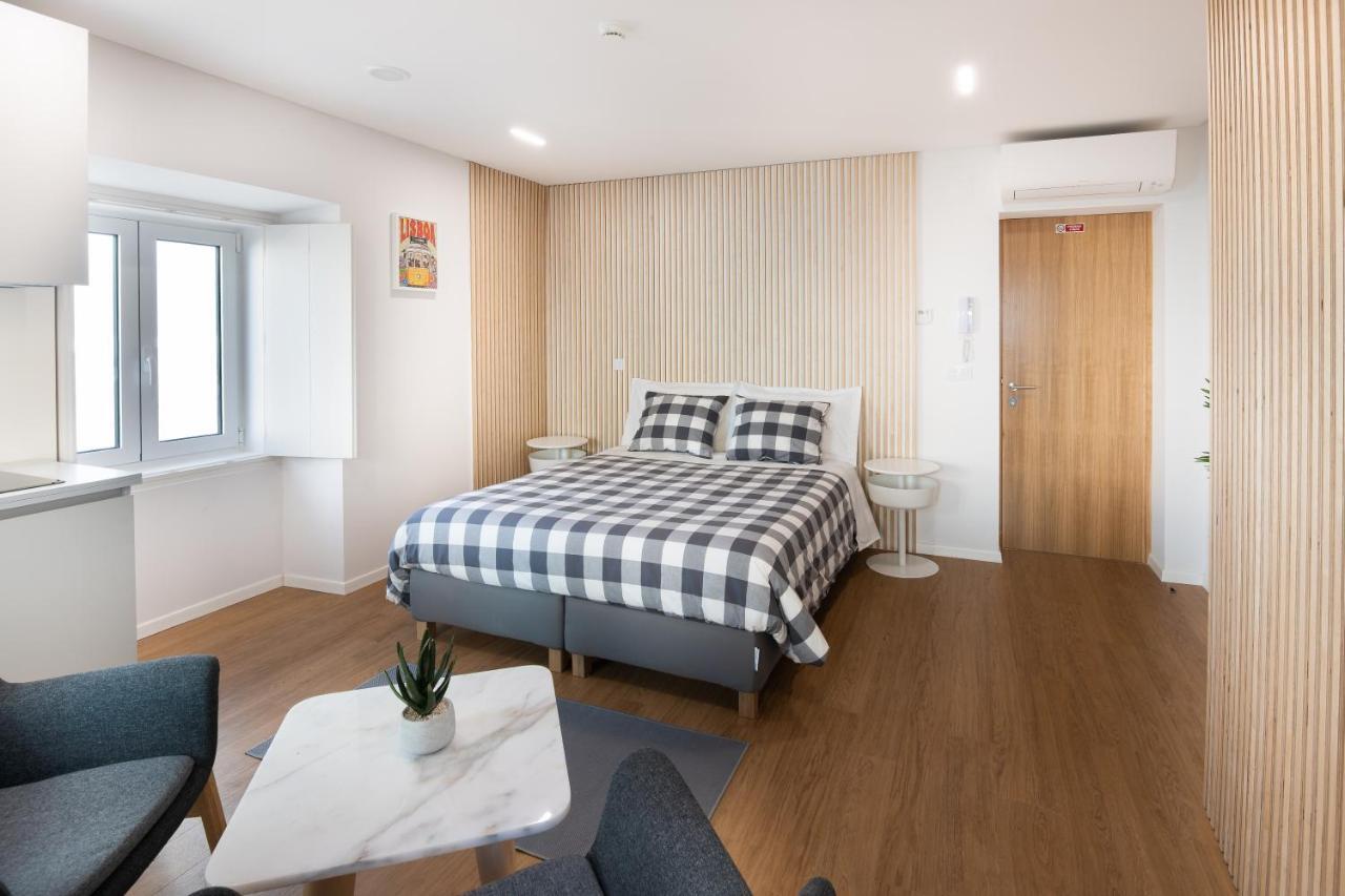 Vista Lisboa Guest Apartments ألمادا المظهر الخارجي الصورة